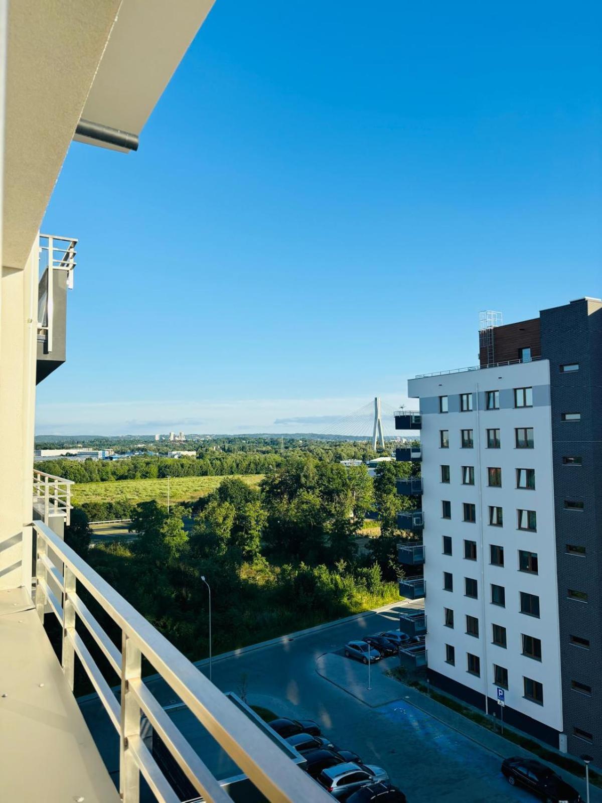 3 Bedrooms Premium Bella White For 8 Guests With Ac And Underground Parking Rzeszow Exterior photo